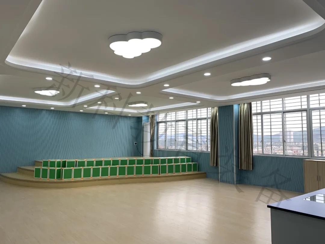 <a href='http://m.qmcku.cn/chanpin/58-1.html' target='1' style='font-size:18px; font-weight:bold; color:#000000;'>音樂室</a>1