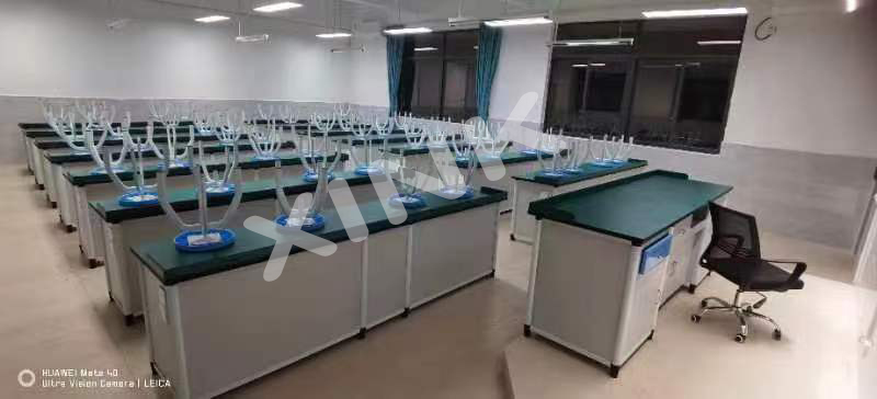 <a href='http://m.qmcku.cn/' target='1' style='font-size:14px; font-weight:bold; color:#0080ff;'>物理實(shí)驗(yàn)室</a>