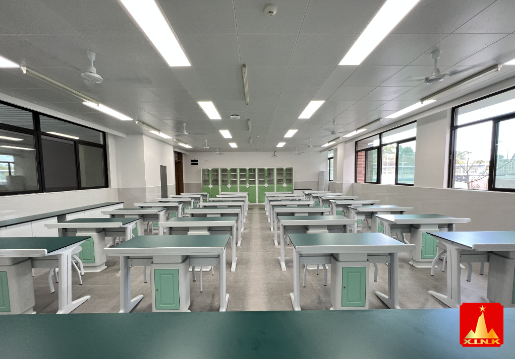 全鋁<a href='http://m.qmcku.cn/' target='1' style='font-size:14px; font-weight:bold; color:#0080ff;'>物理實(shí)驗(yàn)室</a>