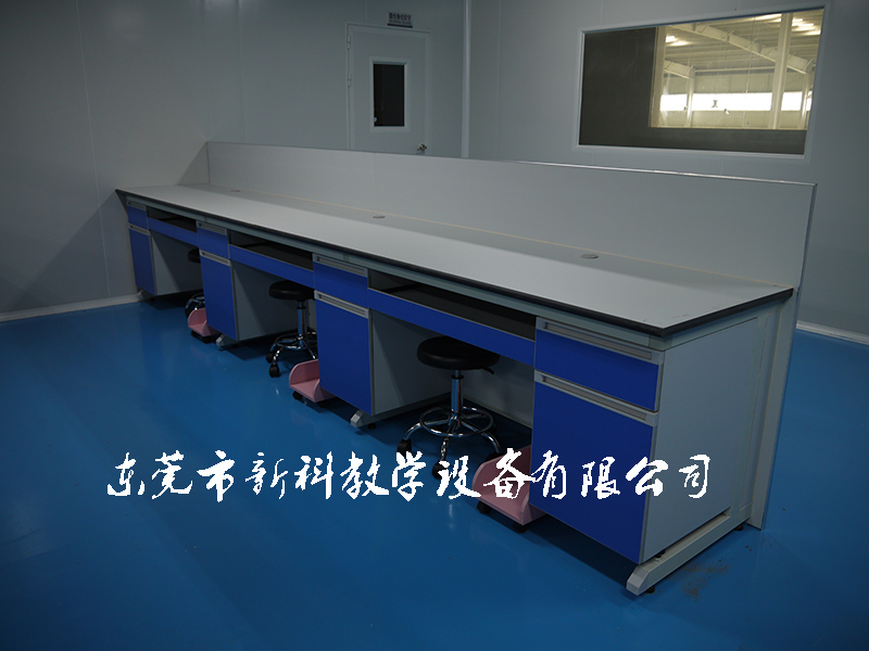 <a href='http://m.qmcku.cn/products/64-1.html' target='1' style='font-size:18px; font-weight:bold; color:#000000;'>實驗室邊臺</a>案例